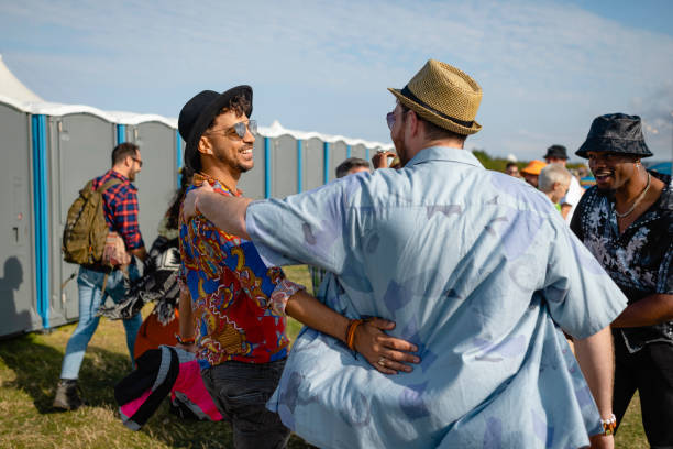 Best Wedding porta potty rental  in Fairfax, MN